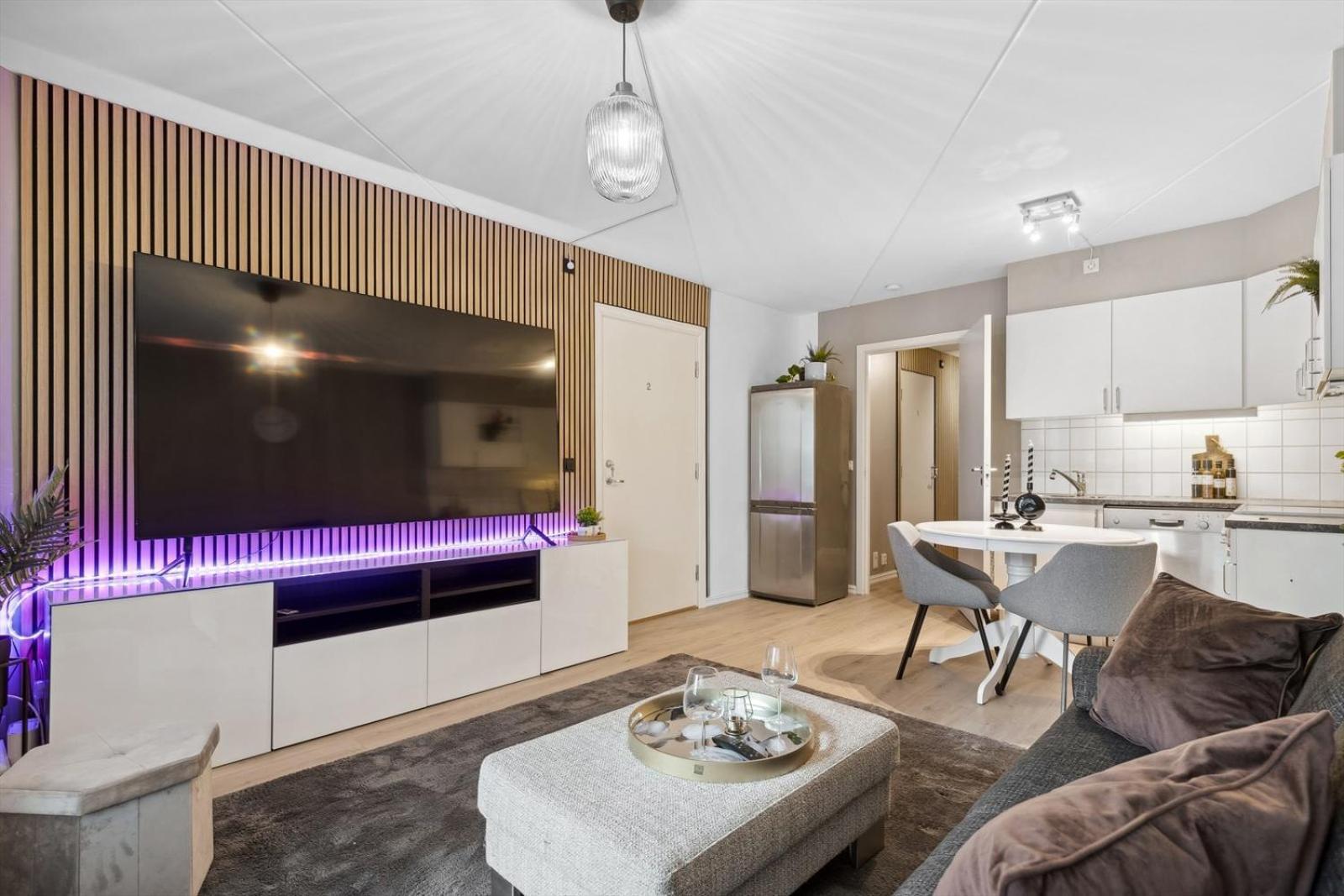 Luxurious Modern Room In Central Oslo - Eur 4K Expensive Bed And 82" Cinematic Tv Kültér fotó