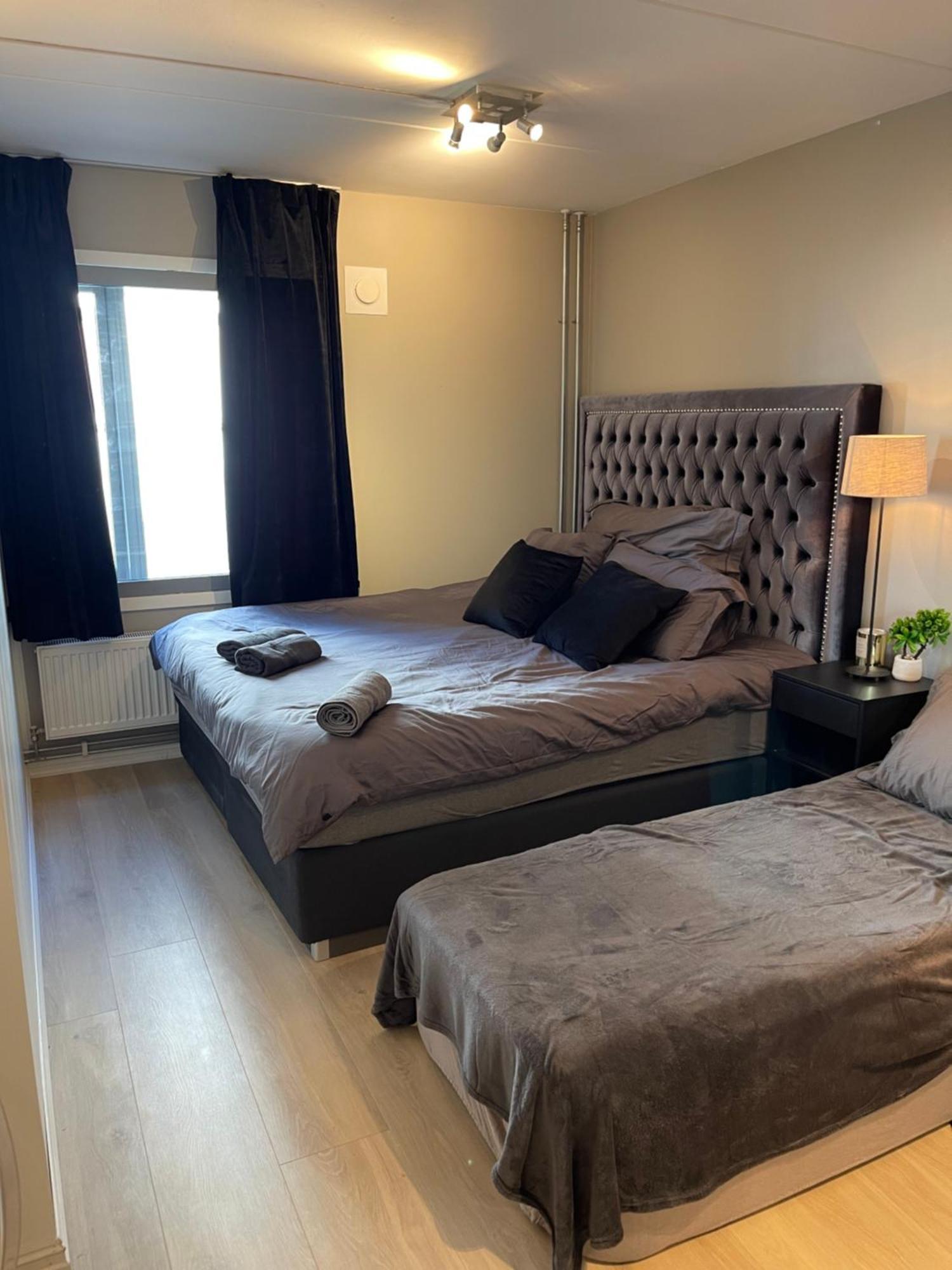 Luxurious Modern Room In Central Oslo - Eur 4K Expensive Bed And 82" Cinematic Tv Kültér fotó