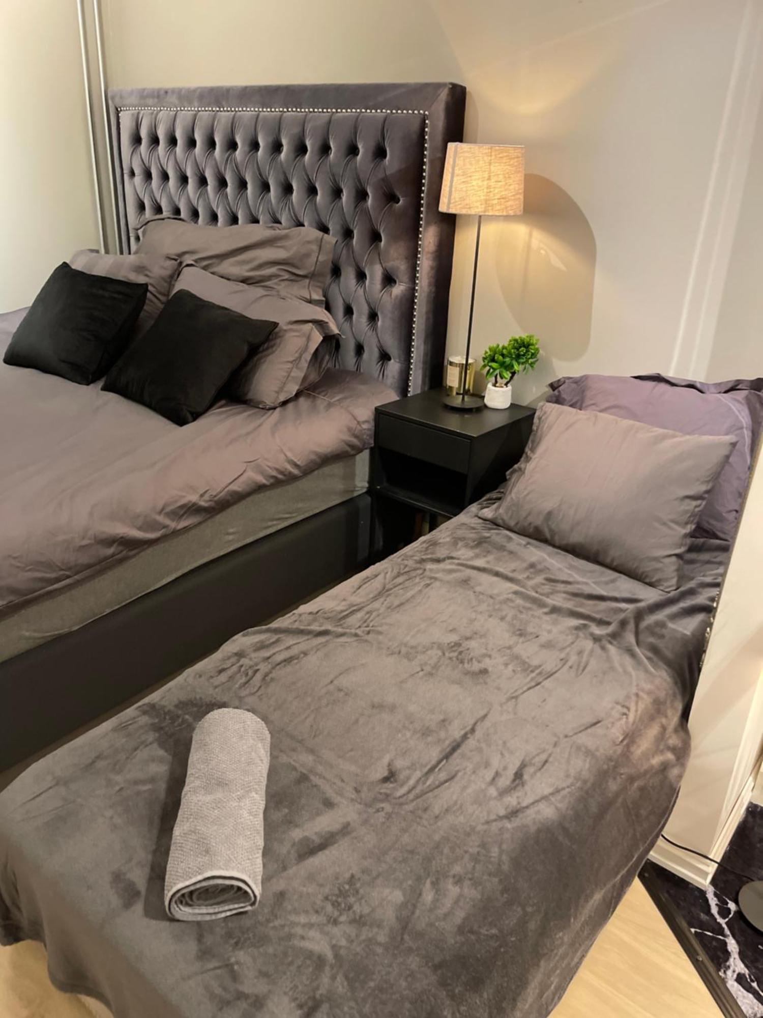 Luxurious Modern Room In Central Oslo - Eur 4K Expensive Bed And 82" Cinematic Tv Kültér fotó